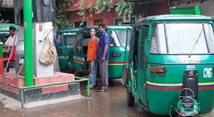 তেলের পর গ্যাসের জন্য হাহাকার